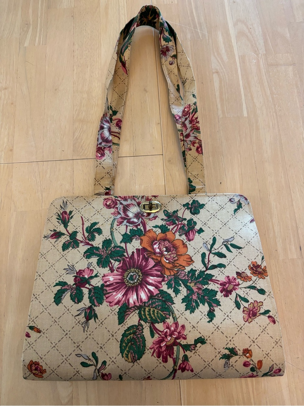 Vintage 1960’s Margaret Smith Handbag purse- tan, pink, & orange